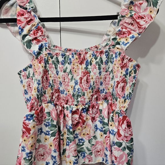 SHIEN Woman's Blouse Size M floral print. - Picture 8 of 10